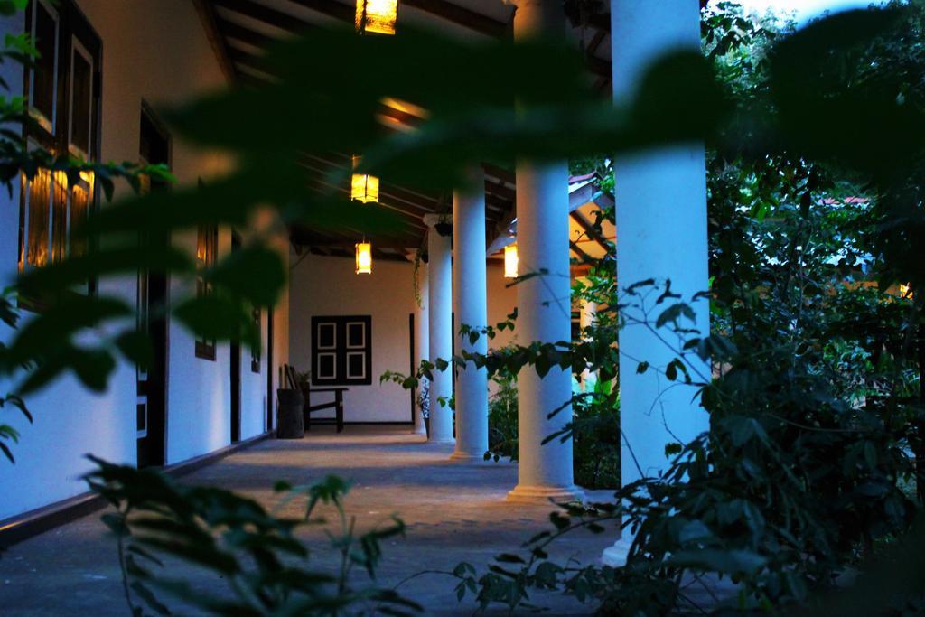 The Courtyard Villa Sigiriya Exterior foto